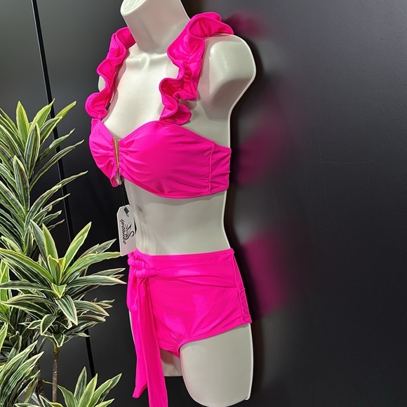 Sporlike High Waisted,V-cut gold trim ruffle top, tie knot/bow bottoms,padded - Picture 5 of 14